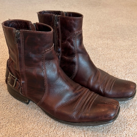 Gorgeous brown leather boots. Great used condition! Size 46 (size 12). - Picture 1 of 8